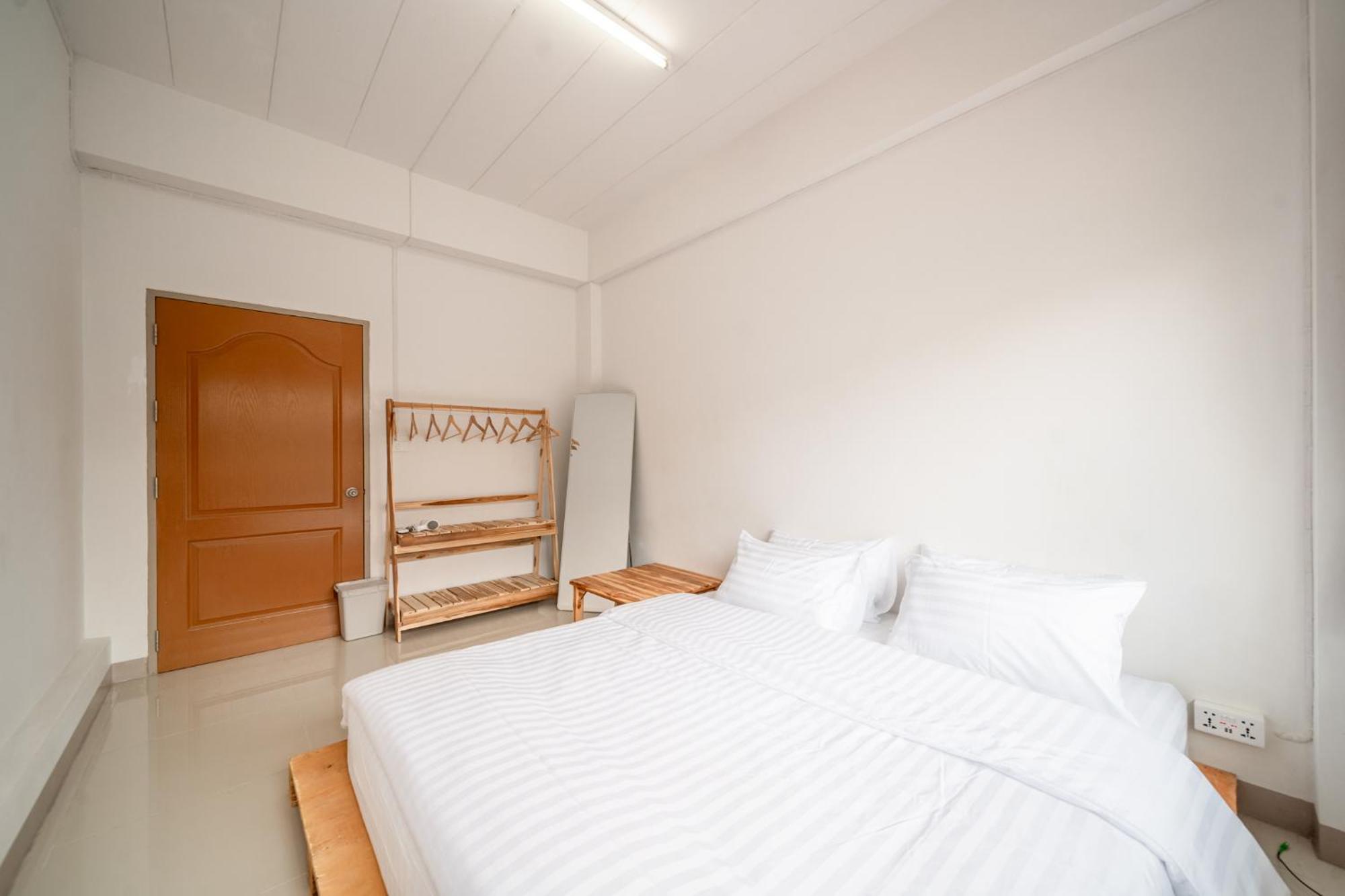 Socialer Coliving & Coworking Space Chiang Mai Exterior photo